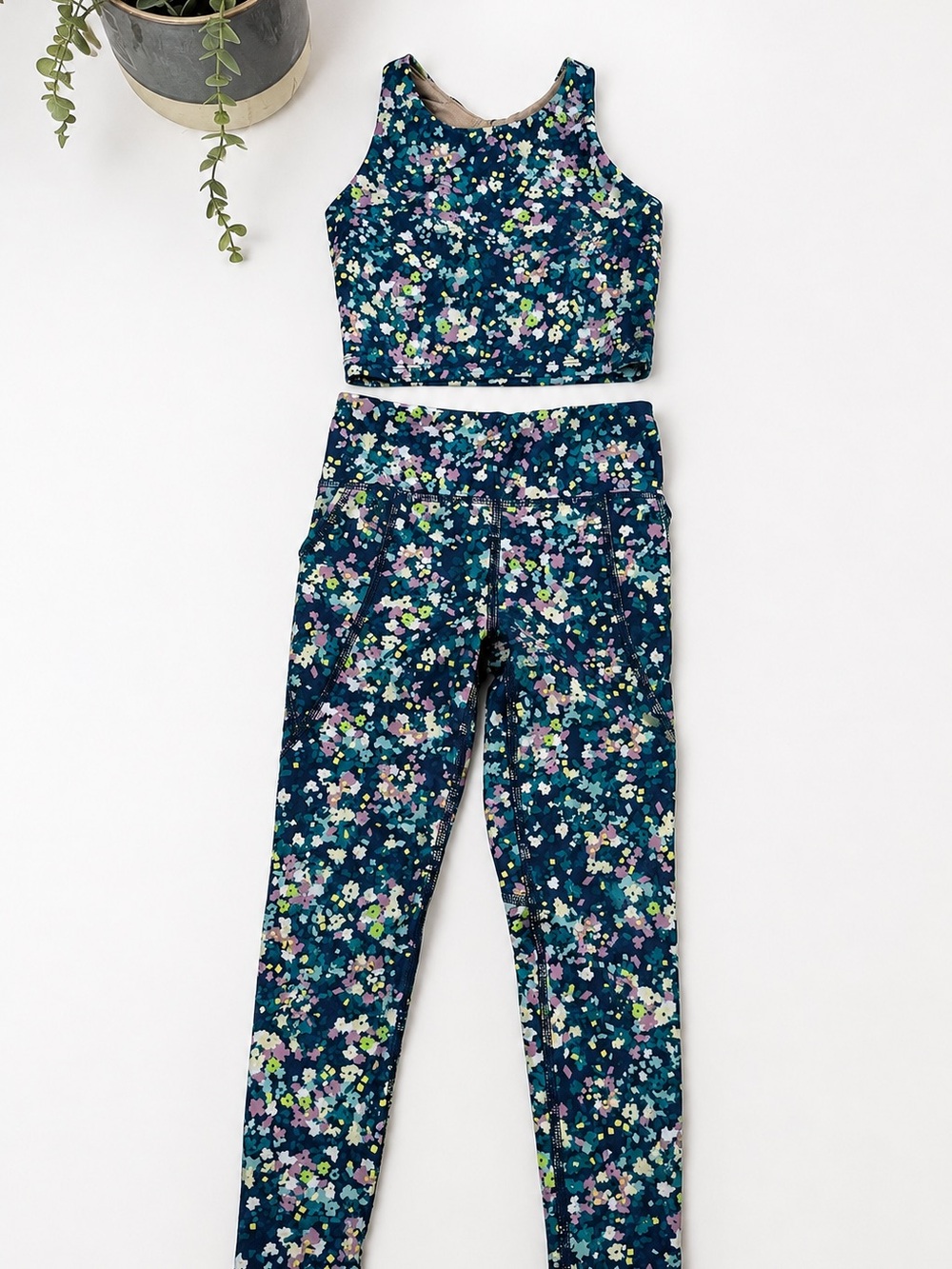 Old Navy Active PowerSoft Floral Matching Set Girls Size XS (5)